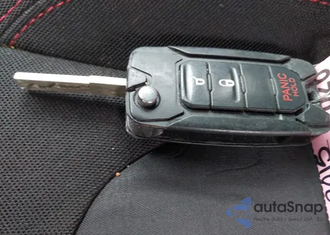 2015 Jeep Renegade Trailhawk из США, поврежденный, VIN ZACCJBCT5FPB29964